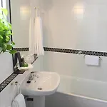 Abadi Hotel