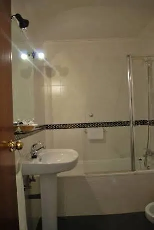 Abadi Hotel
